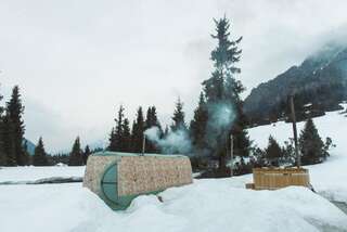 Хостелы Aksuu Yurt Lodge Teploklyuchenka-7